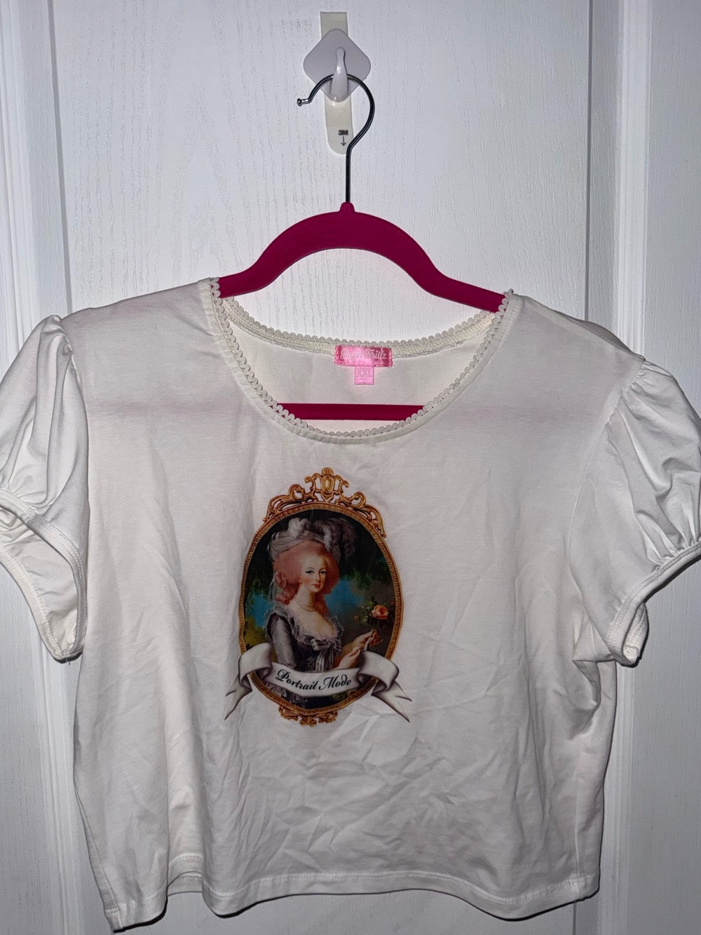 Portrait mode tee